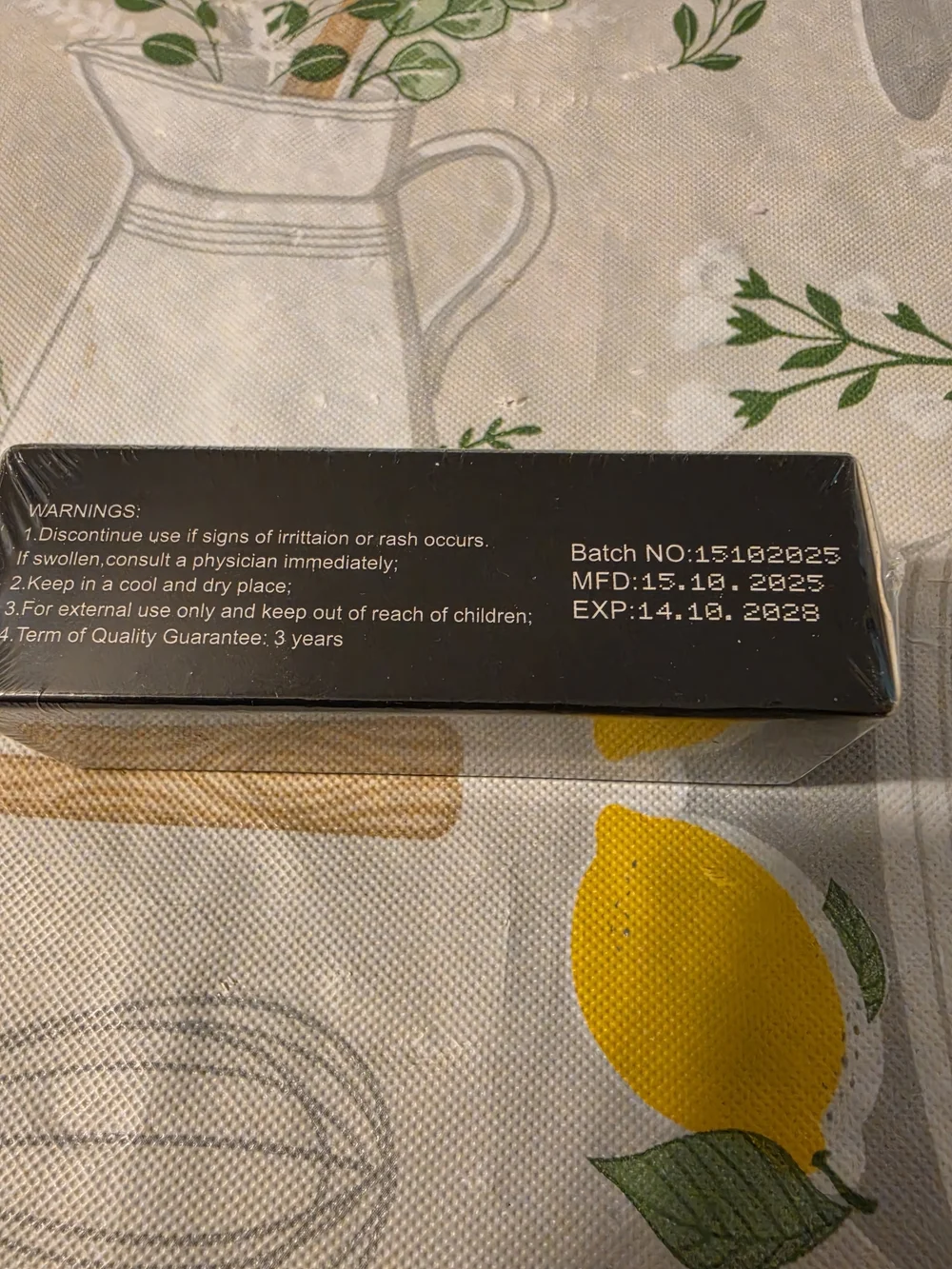 Long-Wear Gel Eyeliner - Black